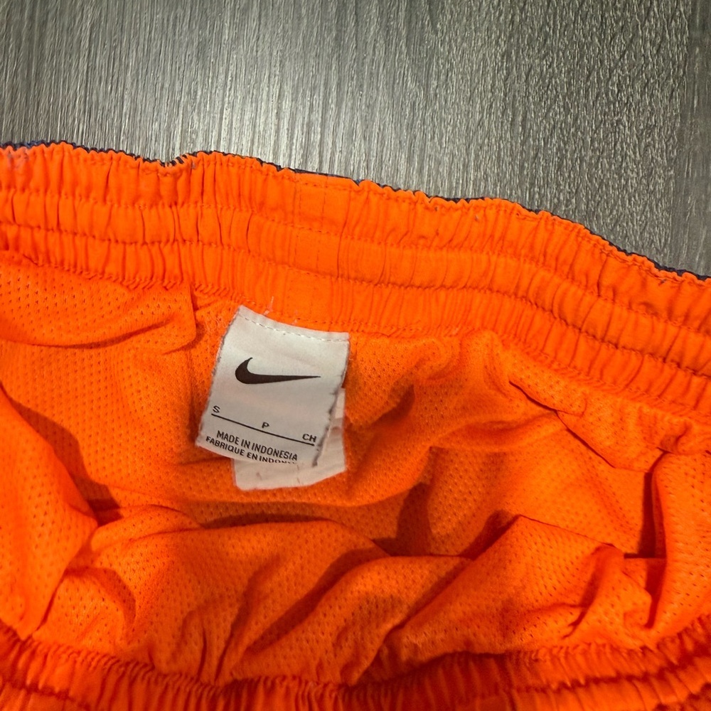 Nike men’s Blue and Orange Graphic Shorts” just Do lt” - Picture 7 of 8